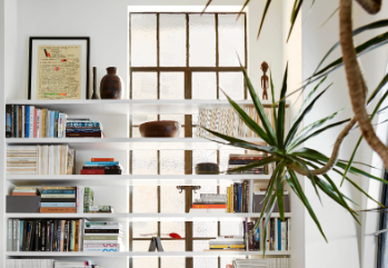 Styling Tips for White Bookcases: Creative Ways to Display Books, Decor, and Collectibles